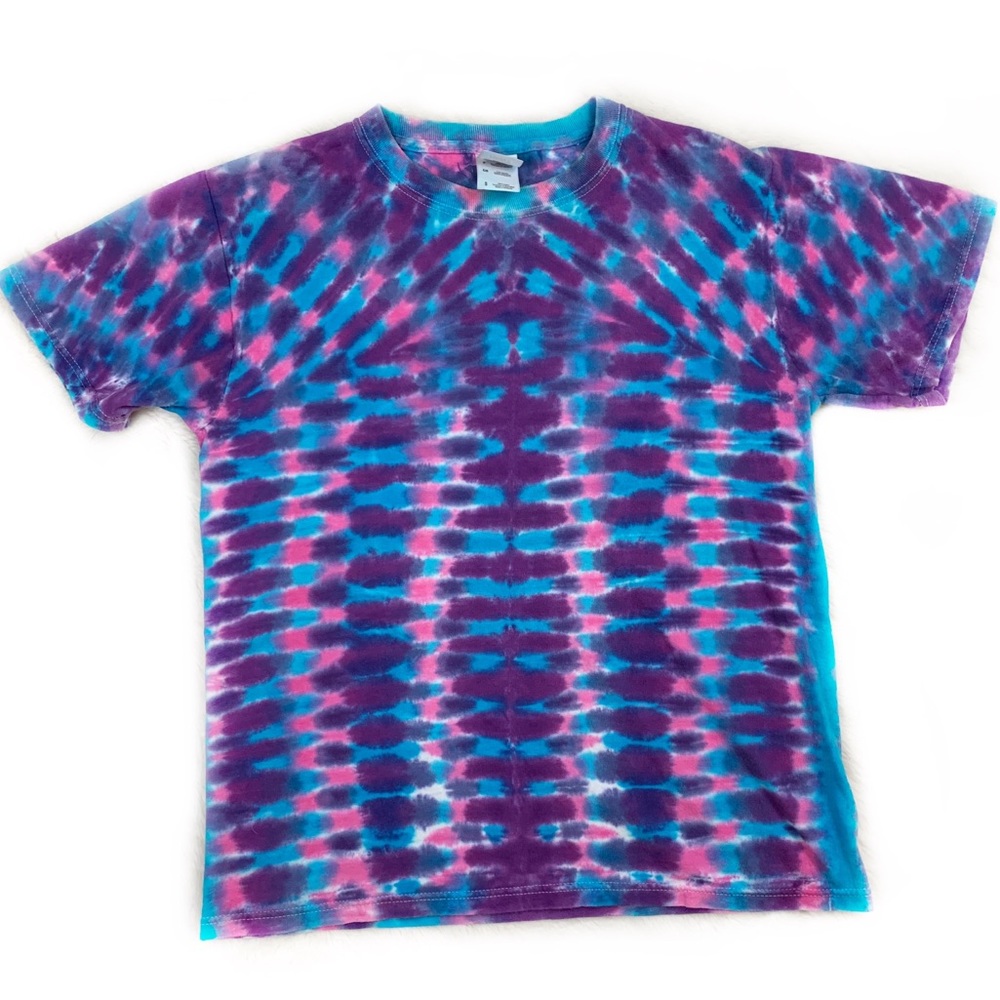 funky handmade tie dye hippie festival tee